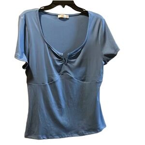 in tempo blue top size medium
